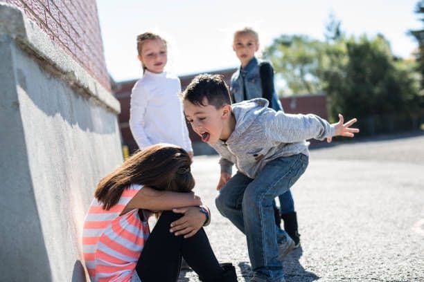 Bullying: Πώς να θωρακίσεις το παιδί σου